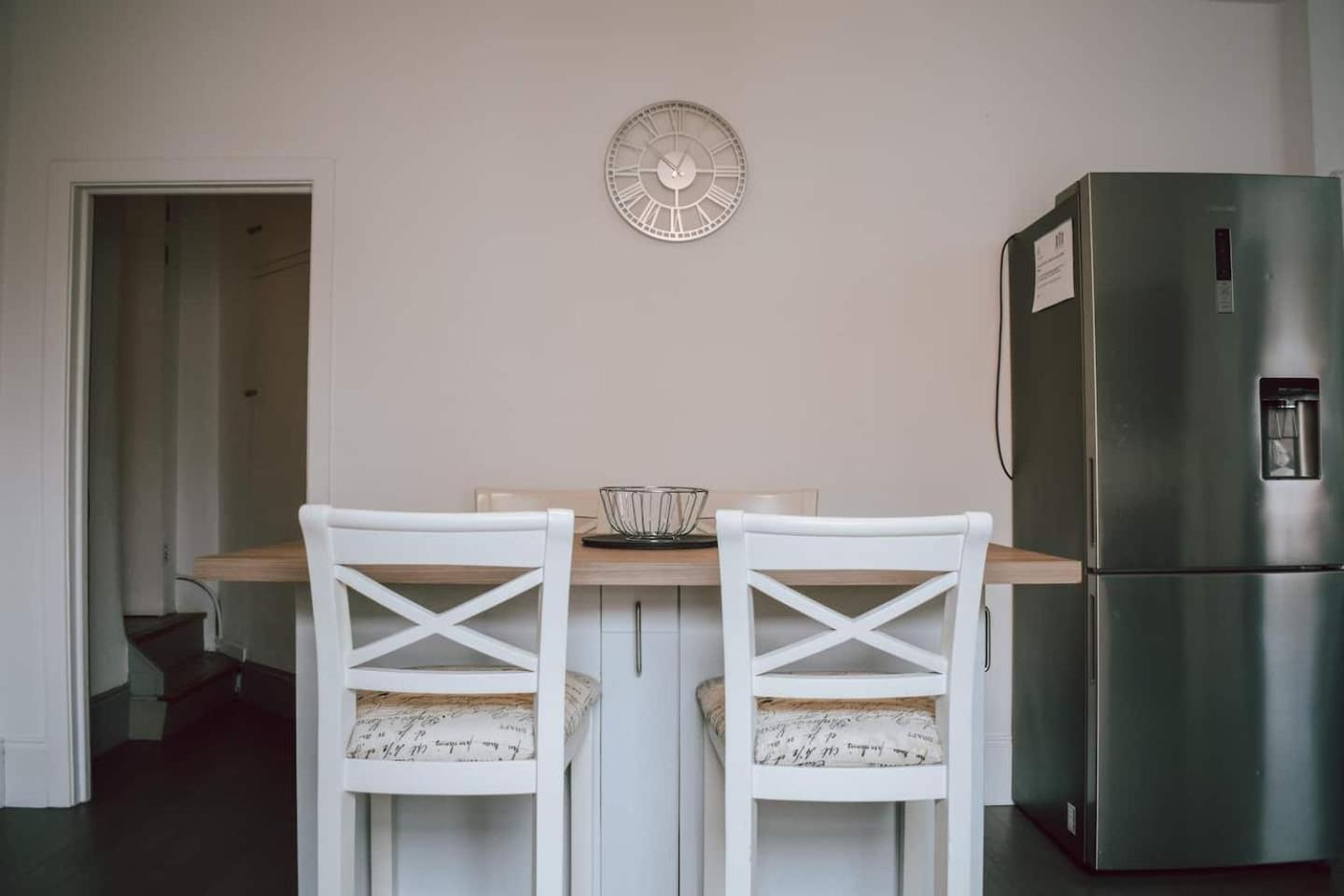 The Twickenham Apartment Near Strawberry Hill Exterior photo